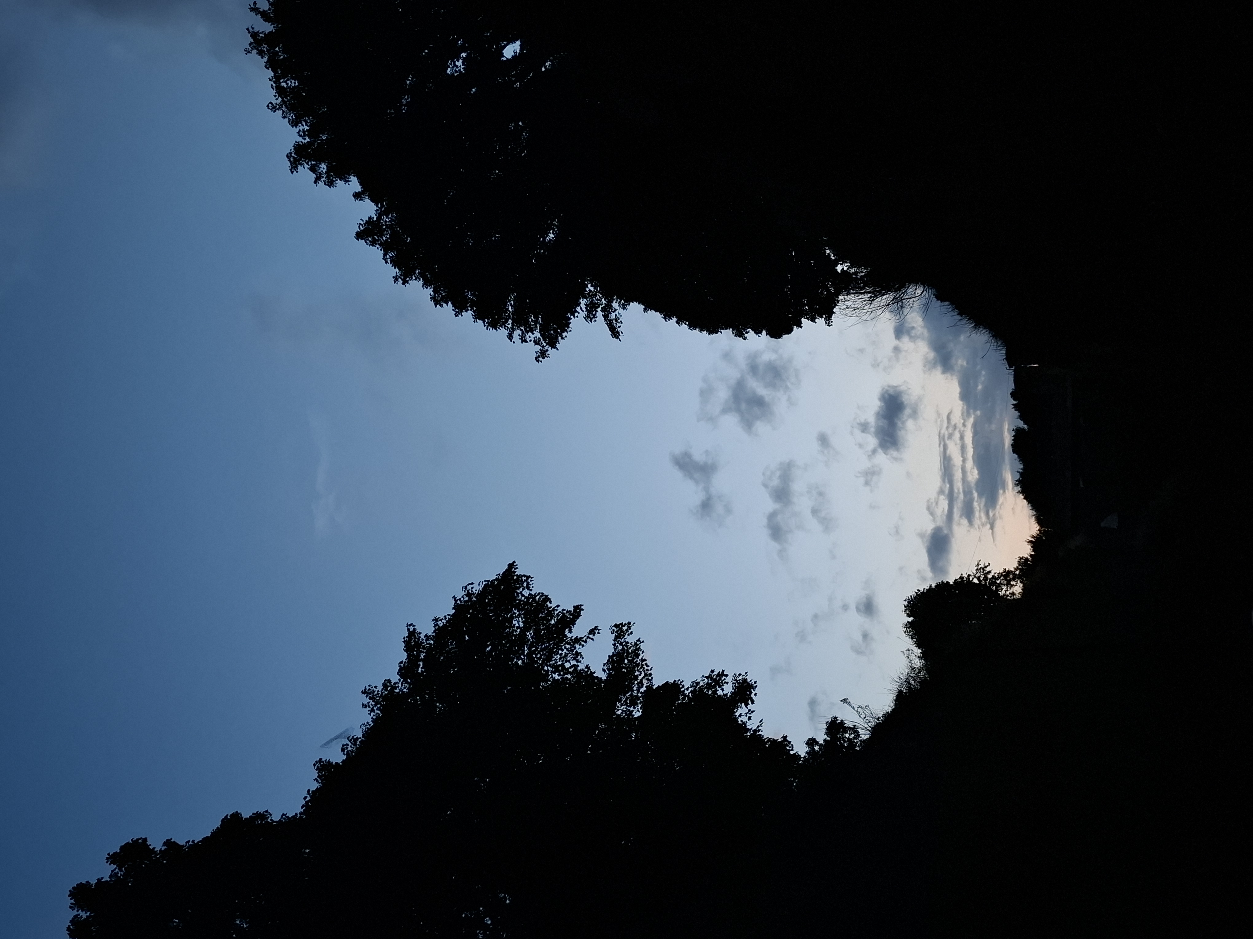 the sky at dusk at fort burgoyne 